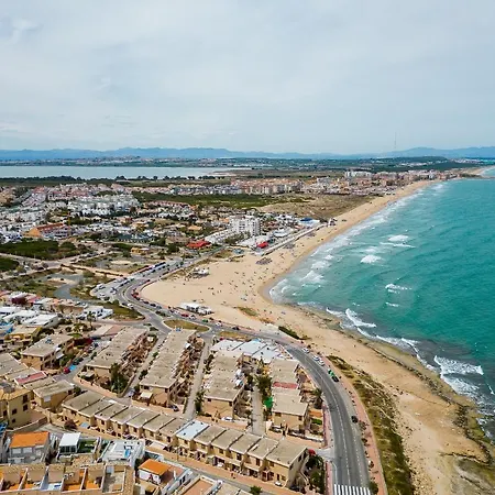 Lomas Playa La Mata 아파트